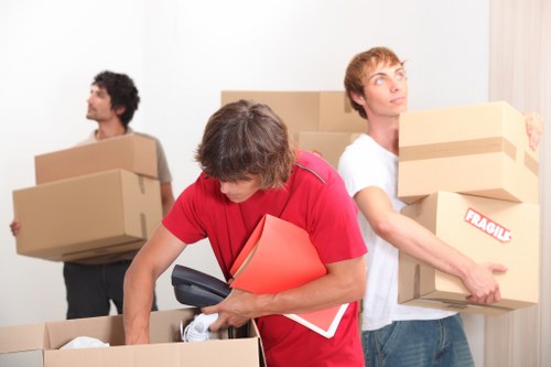 Local moving service near Tulse Hill residential streets